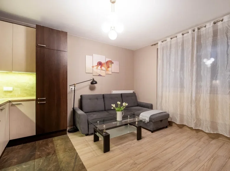 2 room apartment 45 m² Warsaw, Poland
