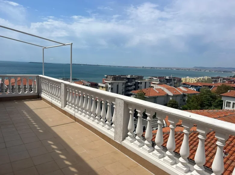 3 bedroom apartment 135 m² Sveti Vlas, Bulgaria