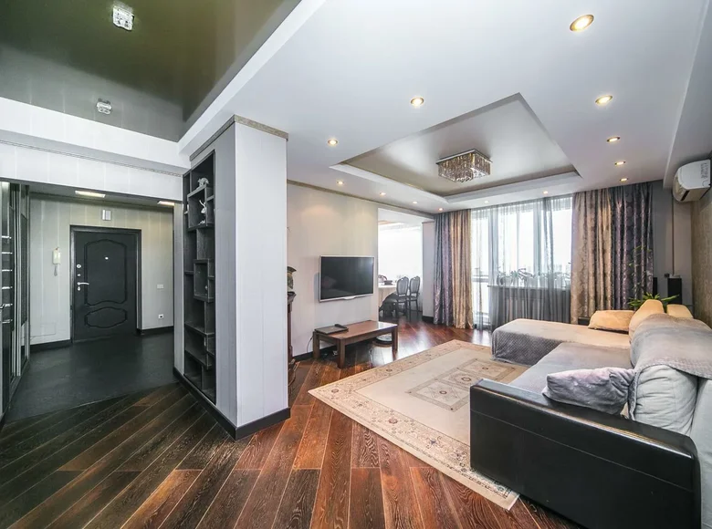 Appartement 3 chambres 112 m² Minsk, Bélarus