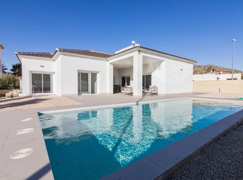 3 bedroom villa 146 m² el Pinos Pinoso, Spain