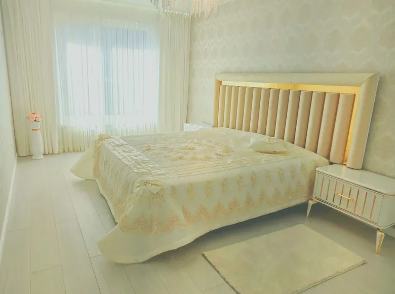 2 room apartment 55 m² Kopishche, Belarus