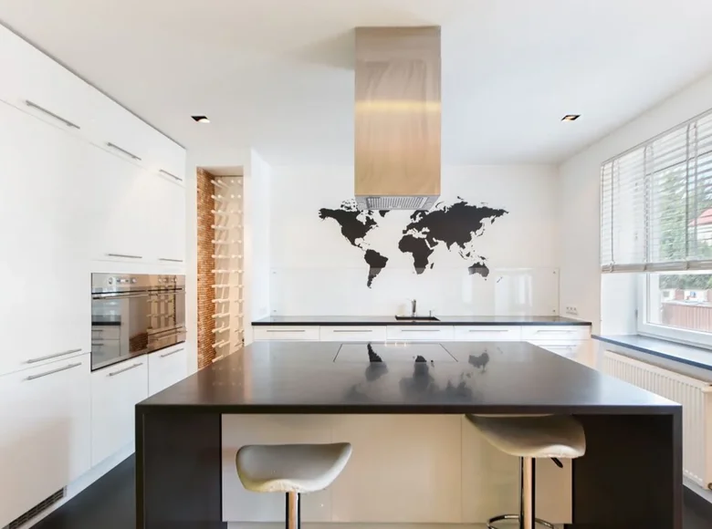 3 room house 143 m² Warsaw, Poland