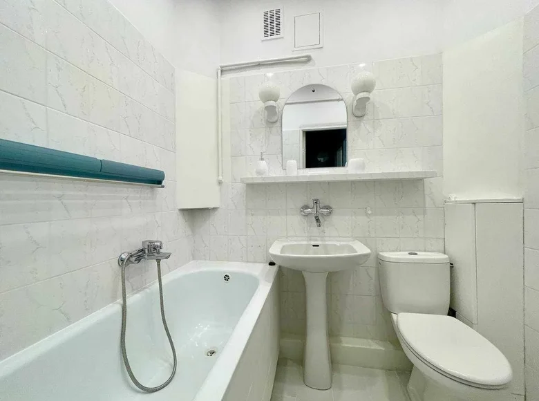 Apartamento 1 habitación 35 m² en Varsovia, Polonia