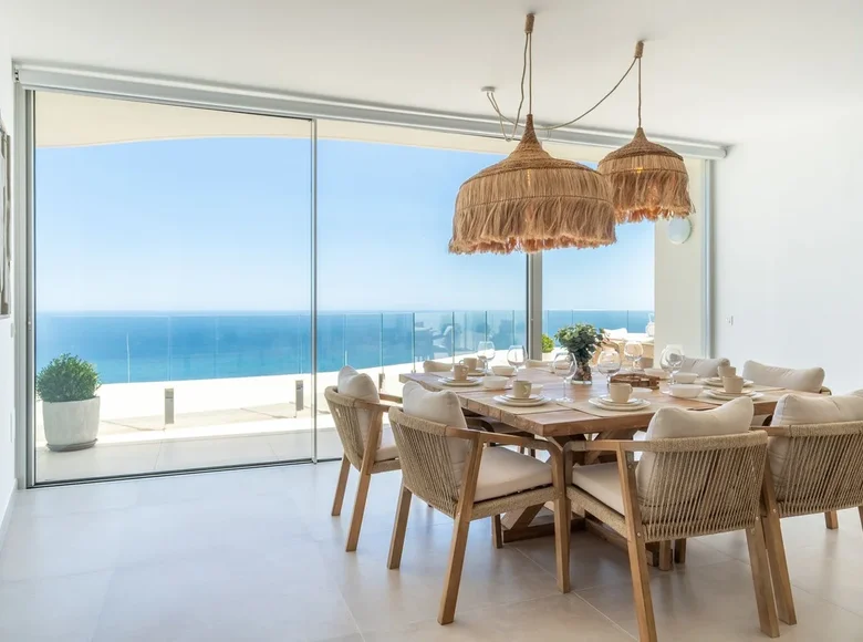 Wohnung 4 Schlafzimmer 300 m² Fuengirola, Spanien