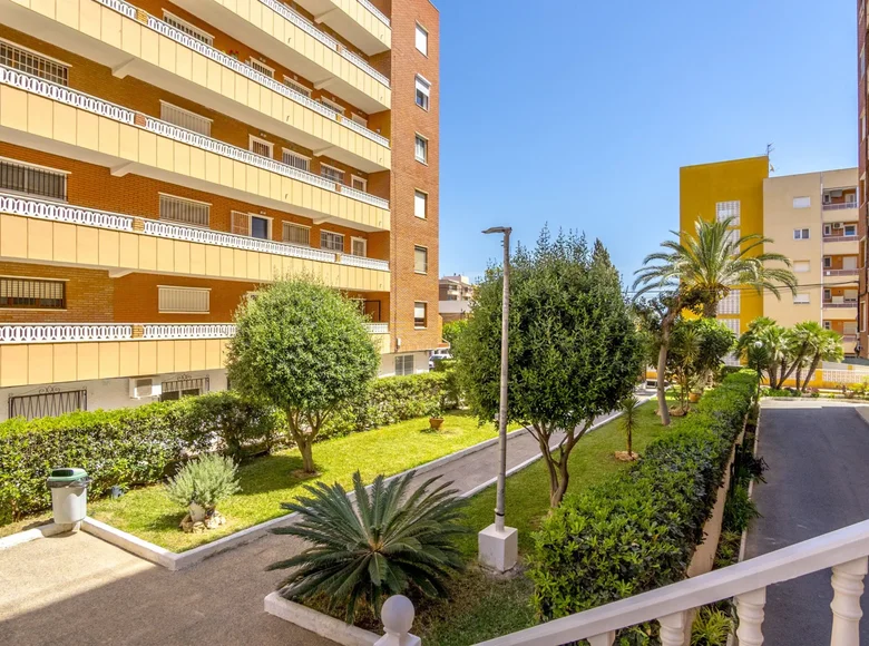 Apartamento 3 habitaciones 96 m² Torrevieja, Španjolska