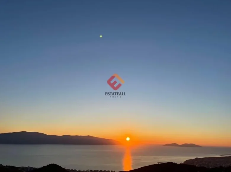 Land 800 m² Kanine, Albania