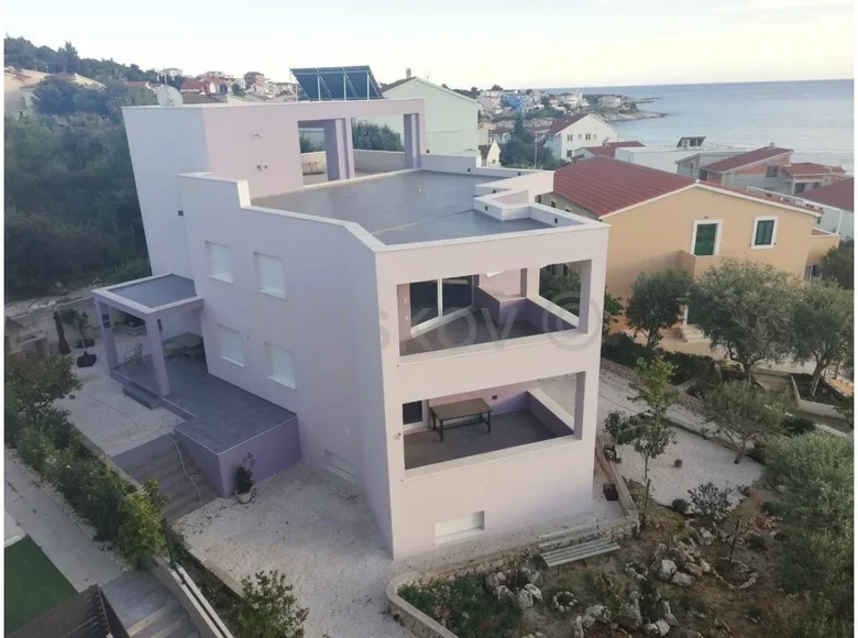 Haus 8 zimmer 389 m² Opcina Rogoznica, Kroatien
