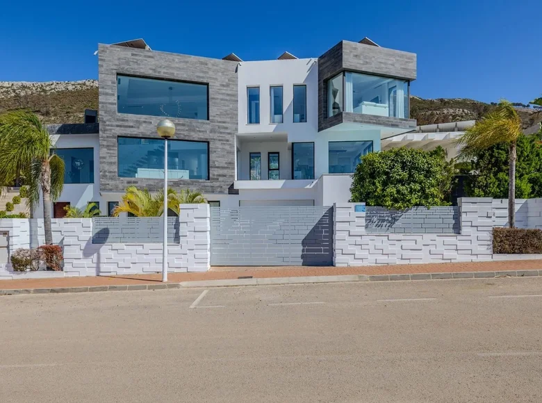 5-Schlafzimmer-Villa 521 m² Javea, Spanien