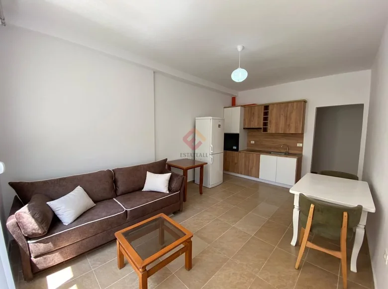 Apartment 70 m² Bashkia Vlore, Albania
