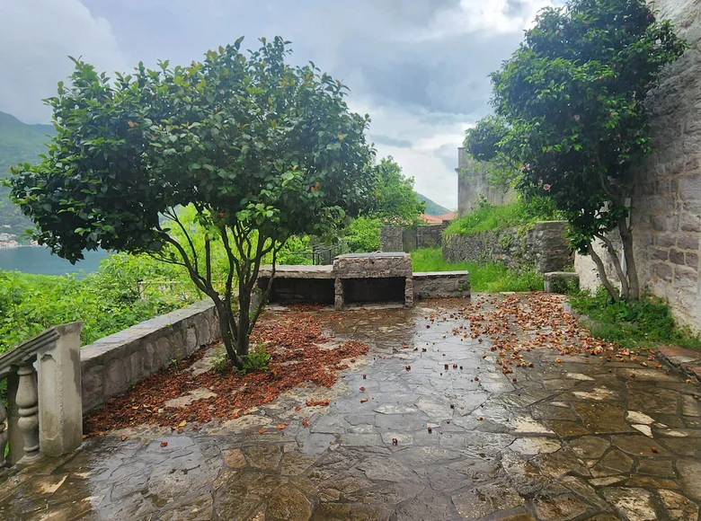 4 bedroom house 163 m² Durici, Montenegro