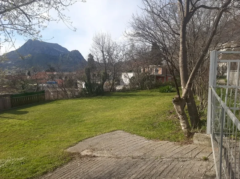 Parcelas  Dindinovici, Montenegro