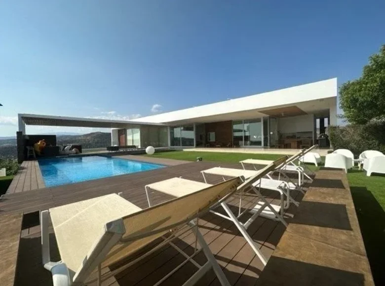 villa de 5 chambres 600 m² Demos Agiou Athanasiou, Chypre