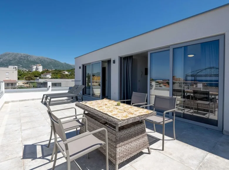 Вилла 3 спальни  Кунье, Черногория