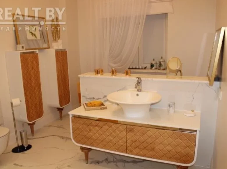 3 room apartment 100 m² Minsk, Belarus