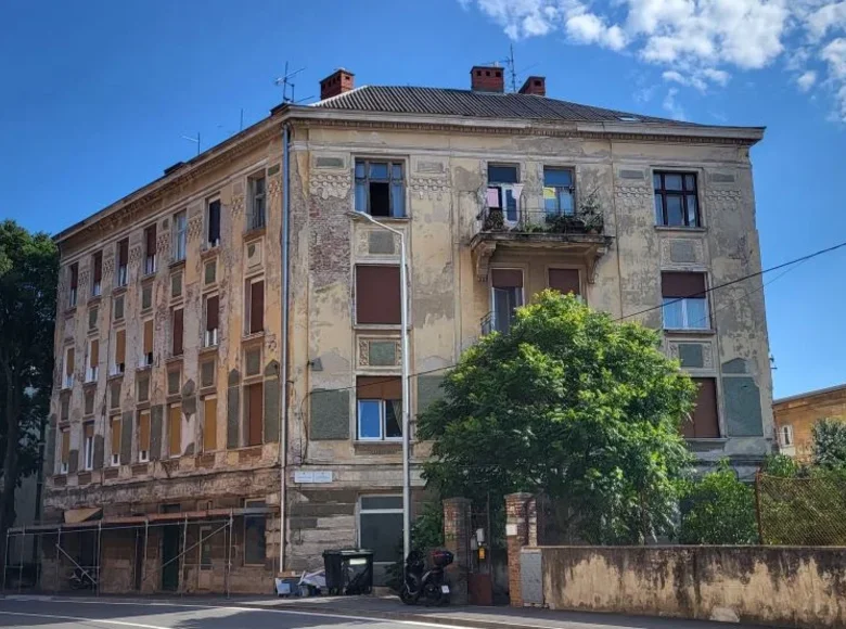 4 bedroom apartment  Grad Pula, Croatia