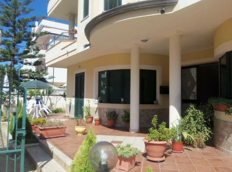 Appartement 2 chambres 95 m² Briatico, Italie