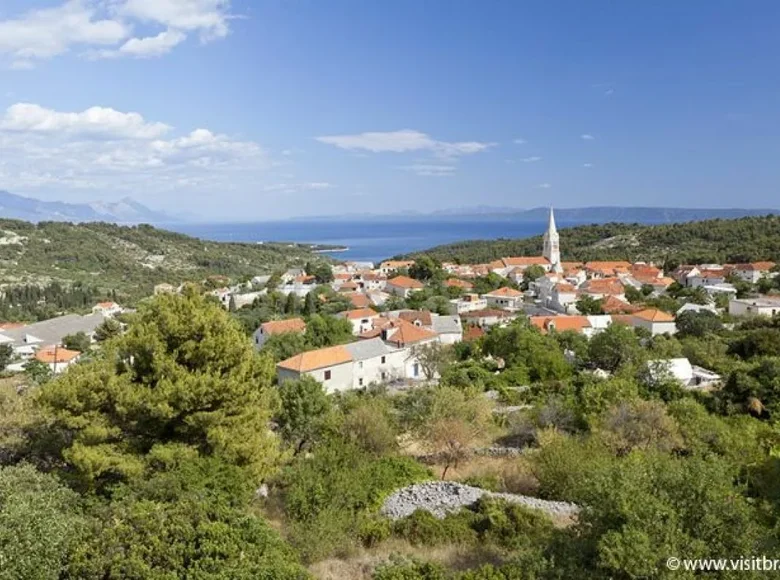 Atterrir 349 m² Opcina Selca, Croatie