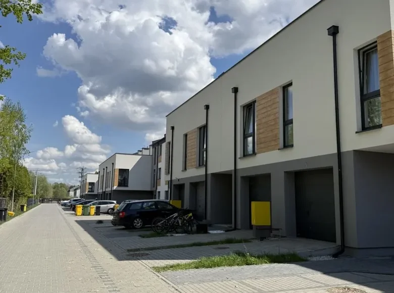 4 bedroom house 117 m² Marki, Poland