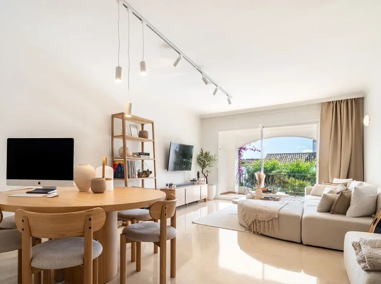 Mieszkanie 2 pokoi 115 m² Santa Ursula, Hiszpania