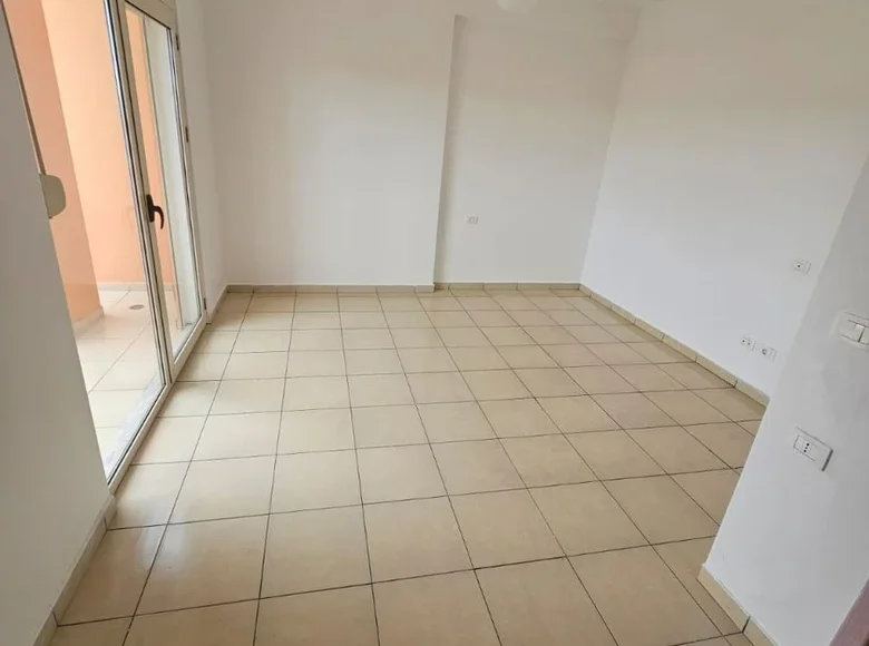 Apartamento 2 habitaciones 82 m² Bashkia Durres, Albania