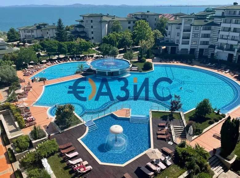 Mieszkanie 3 pokoi 135 m² Aheloy, Bułgaria