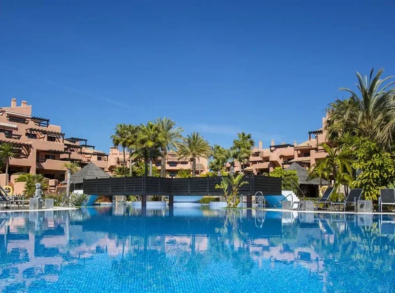 Квартира 3 спальни 170 м² Эстепона, Испания