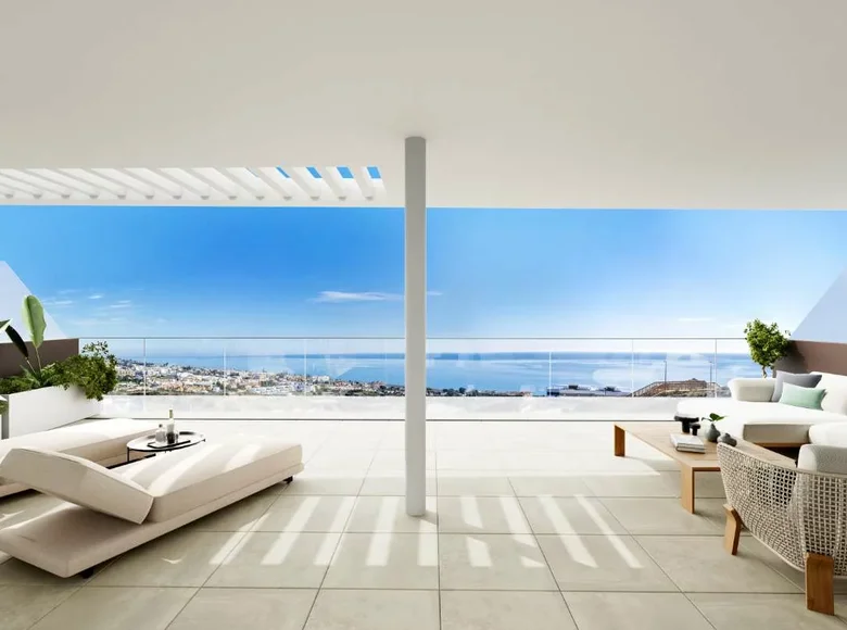 2 bedroom penthouse 71 m² Rincon de la Victoria, Spain