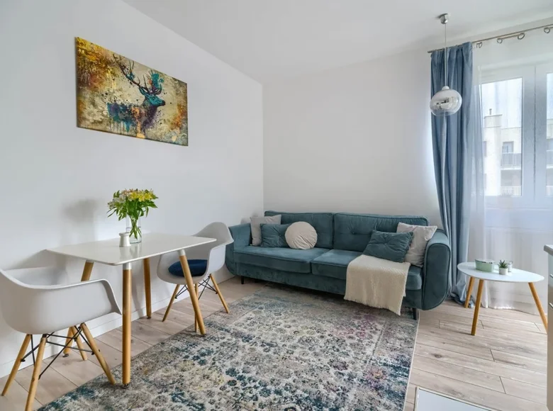 2 room apartment 31 m² in Warsaw, Poland