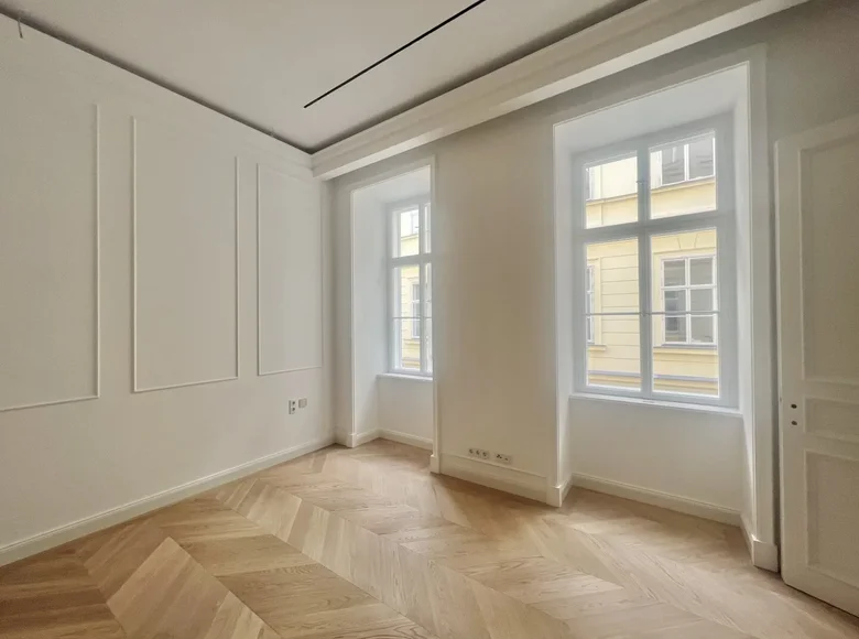 Квартира 3 комнаты  Вена, Австрия