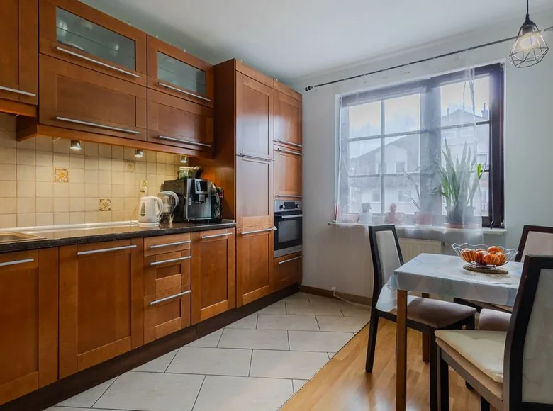 Propriété commerciale 74 m² à Varsovie, Pologne