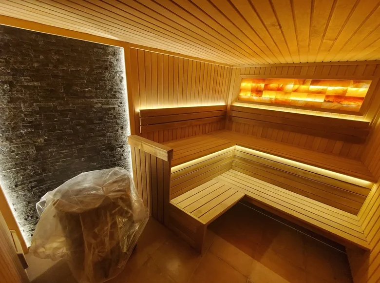 Mieszkanie 2 pokoi 81 m² Becici, Czarnogóra