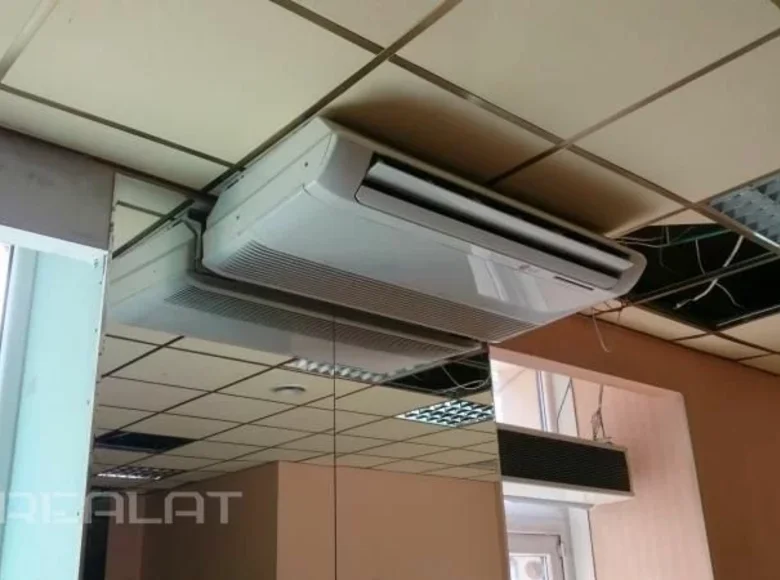 Propriété commerciale 167 m² à Riga, Lettonie