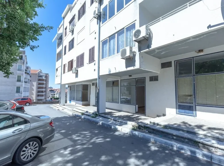 Propriété commerciale 21 m² à Budva, Monténégro