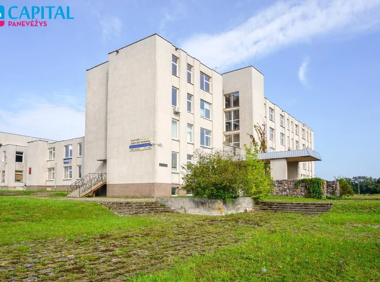 Propriété commerciale 4 287 m² à Slavinciskis, Lituanie