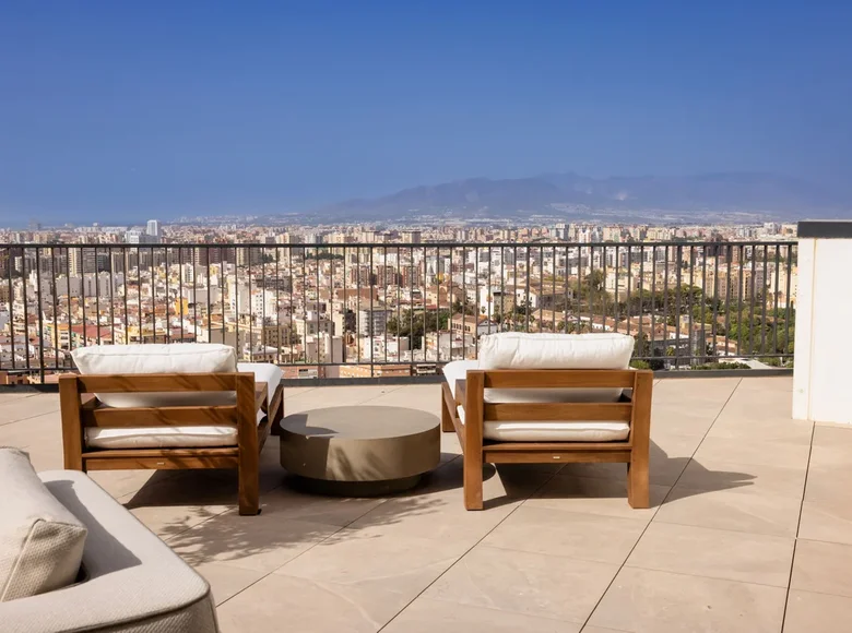 4 bedroom apartment 172 m² Malaga, Spain