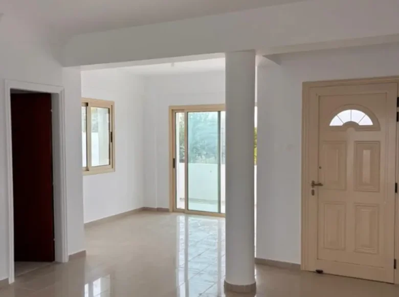 Dom 3 pokoi 120 m² Empa, Cypr