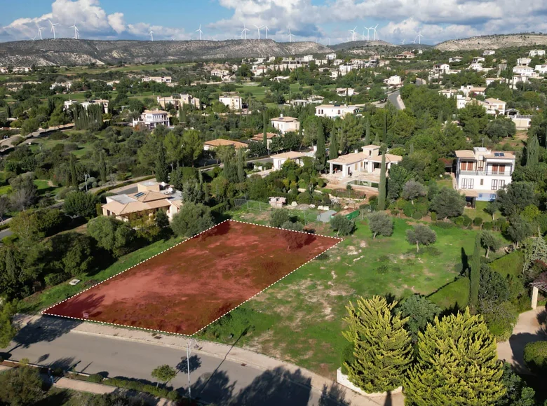 Parcelas 1 409 m² Kamares, Chipre