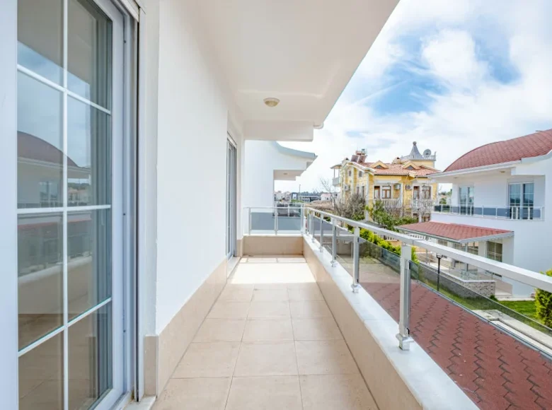 5 bedroom villa 195 m² Muratpasa, Turkey