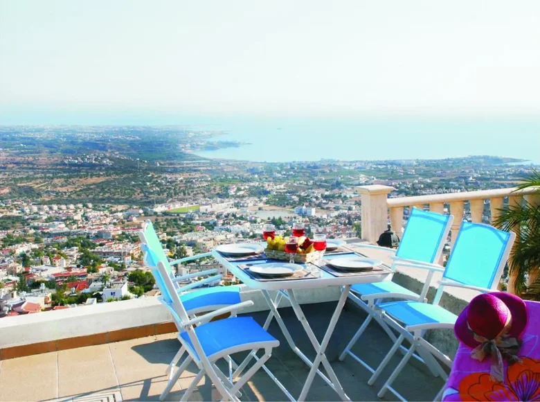 Willa 3 pokoi 245 m² Peyia, Cypr