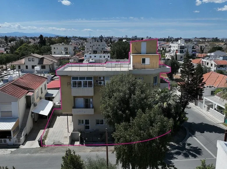 Revenue house 362 m² in Nicosia, Cyprus