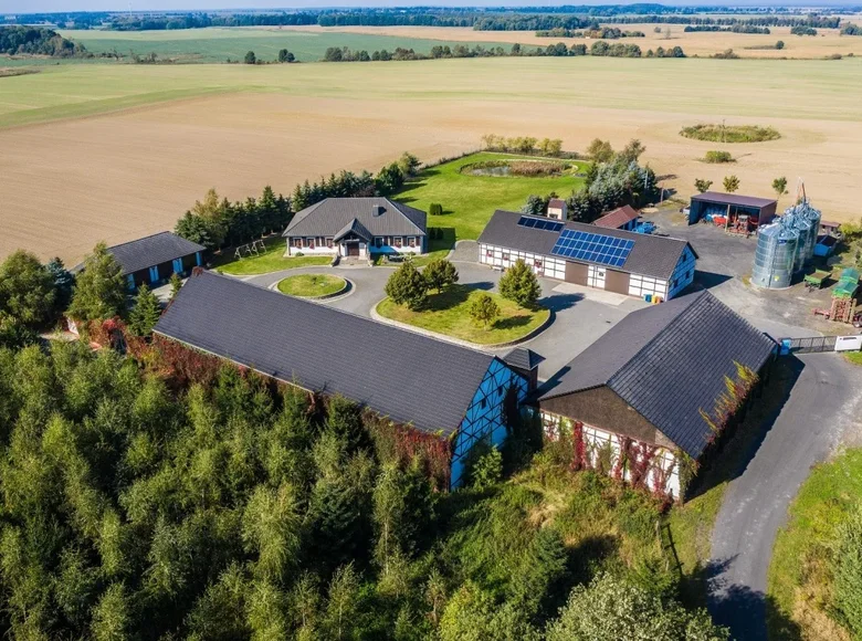 Квартира 246 м² Skrzatusz, Польша