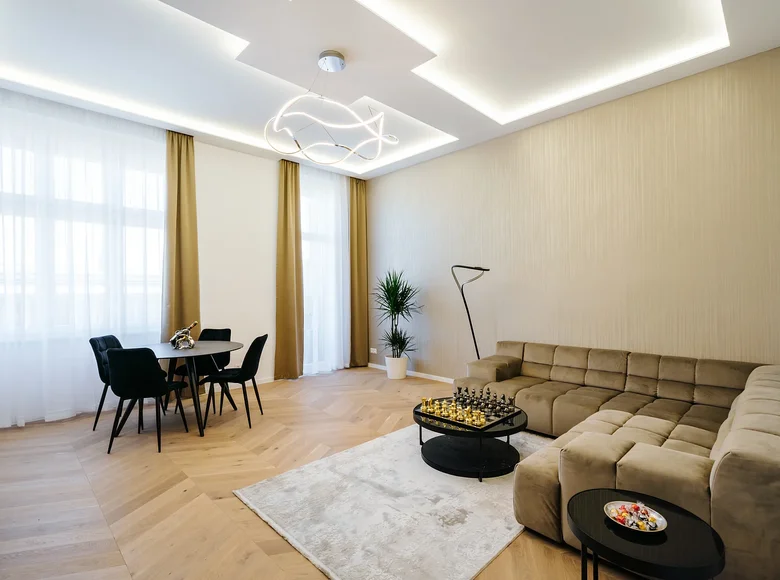 Wohnung 3 Schlafzimmer 130 m² Mittelungarn, Ungarn