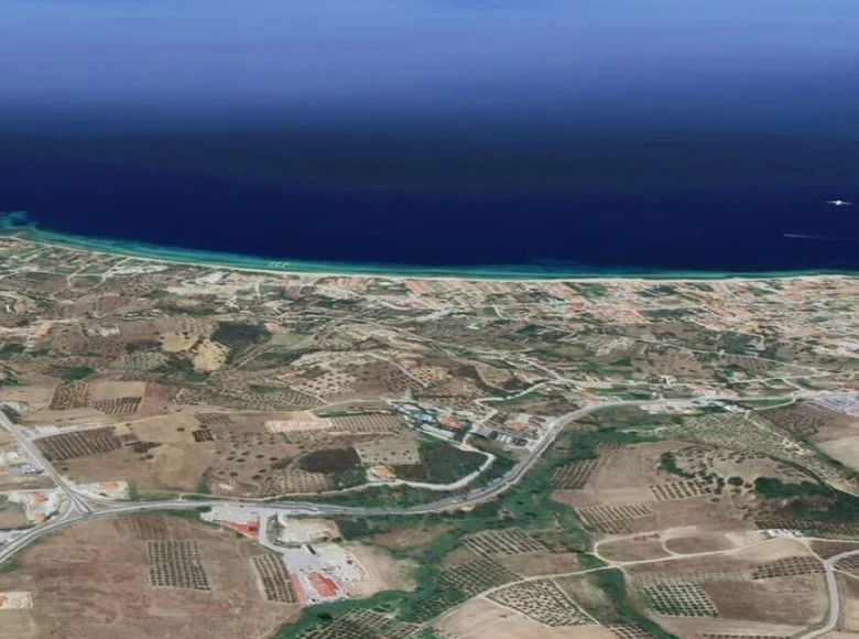 Land 792 m² Nikiti, Greece