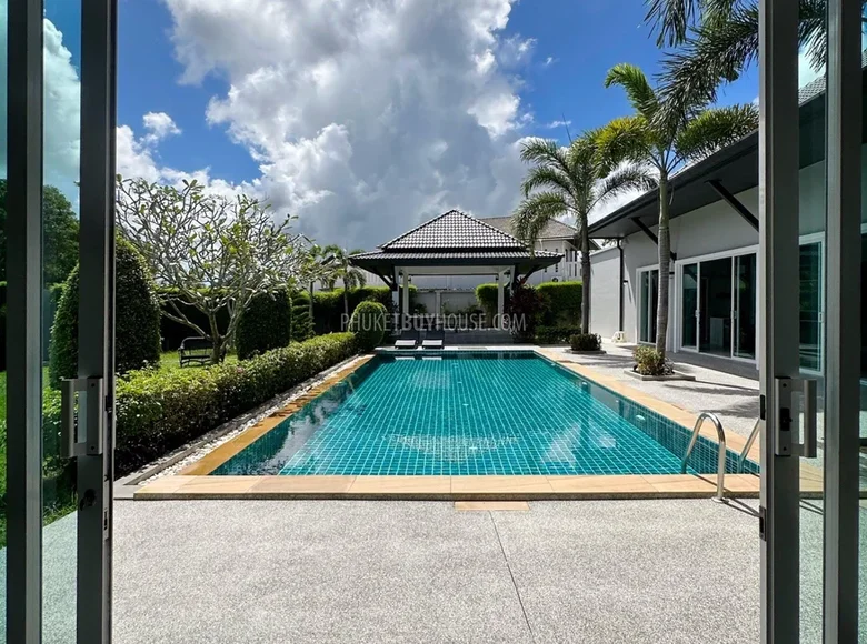 3 bedroom villa 360 m² Choeng Thale, Thailand