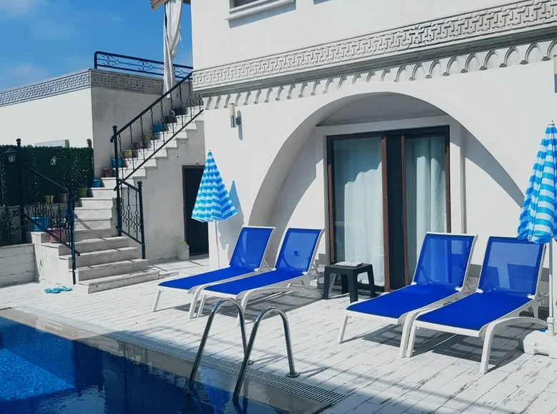 Вилла 3 комнаты  Аланья, Турция