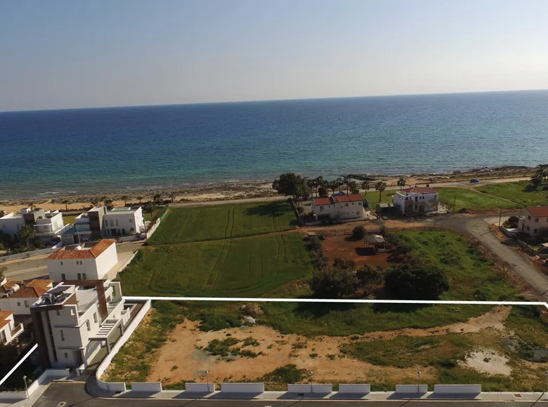 Atterrir 2 892 m² Agía Nápa, Chypre