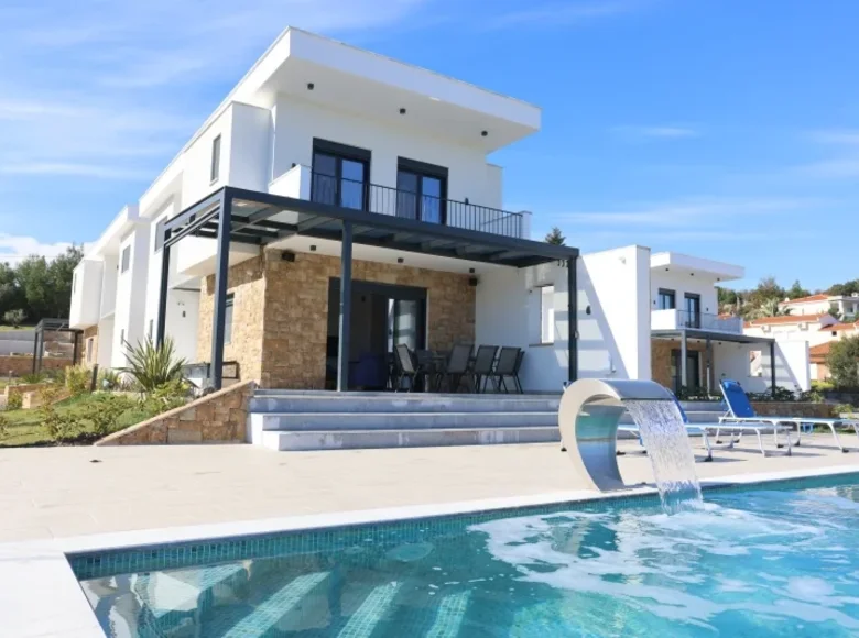 villa de 5 dormitorios 120 m² Pefkochori, Grecia