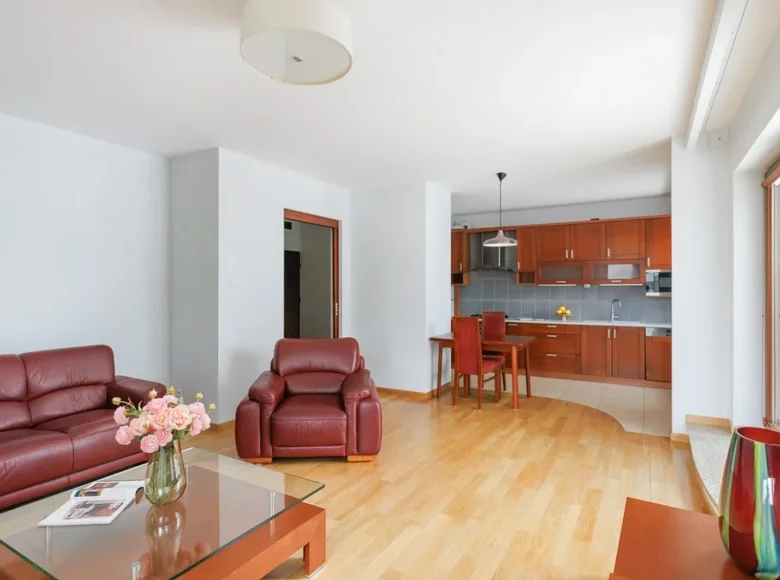 3 room apartment 85 m² in Warsaw, Poland