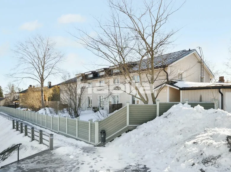 3 bedroom apartment 89 m² Hietakyla, Finland