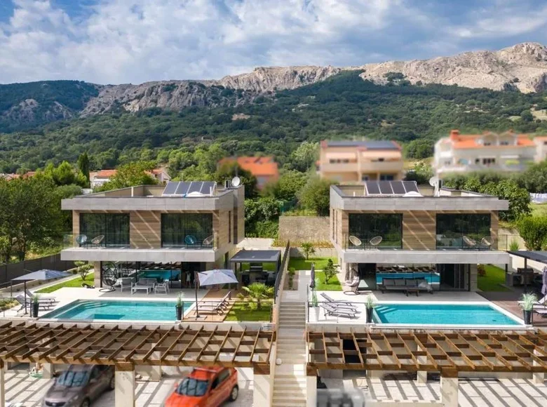 4 bedroom Villa 280 m² Omisalj, Croatia